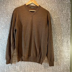 Joseph Lyman Merino Extra Fine Wool Brown Men's V Neck Sweater Large. Italy Made